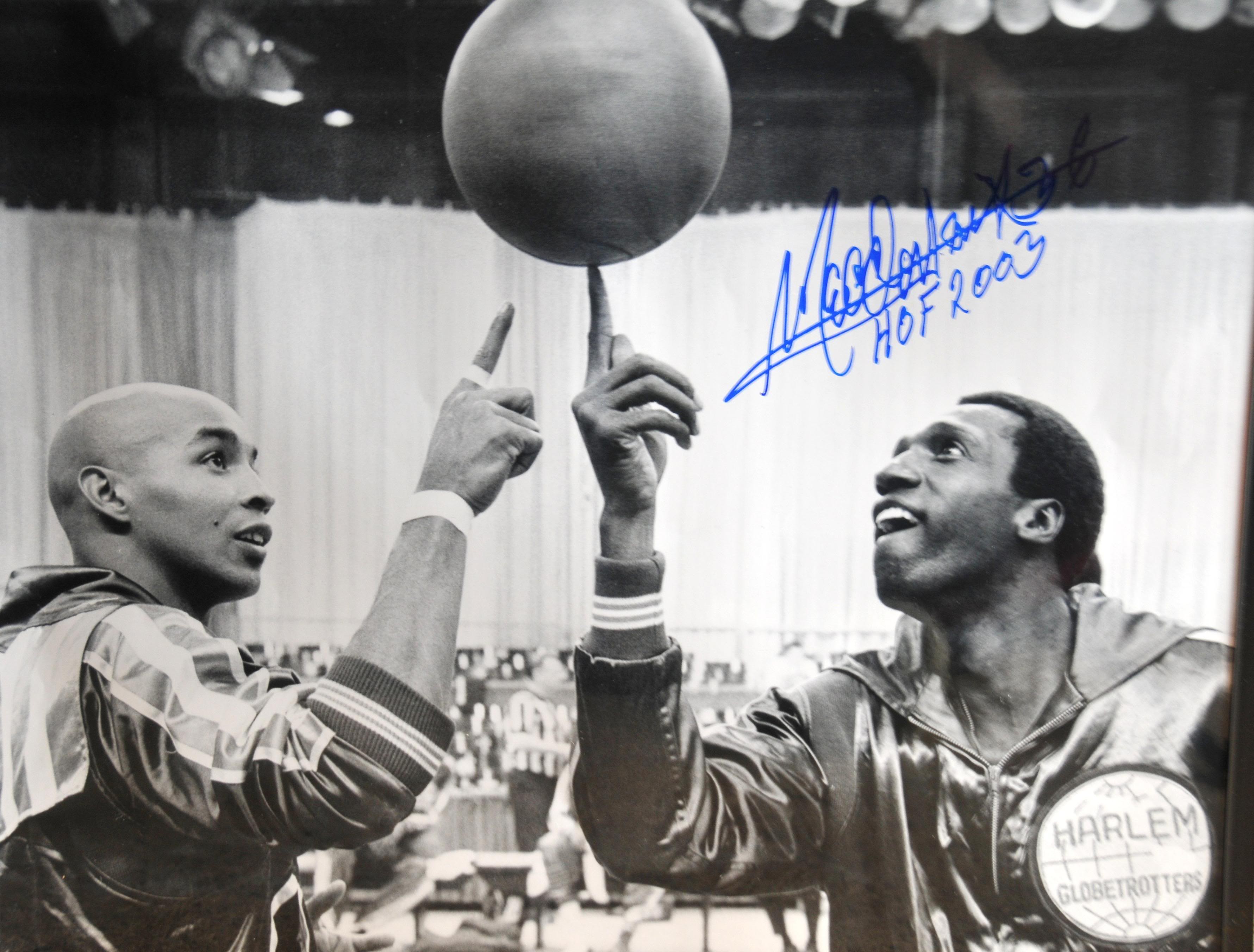 Meadowlark_Lemon_Signed_16x20