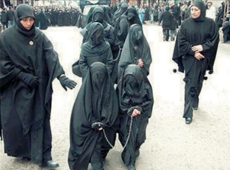 ISLAM WOMEN IN BLACK CHAINS