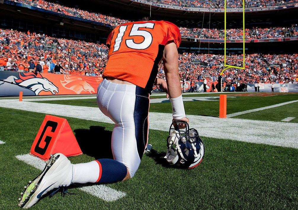 Kneeling During National Anthem Bloviating Zeppelin 